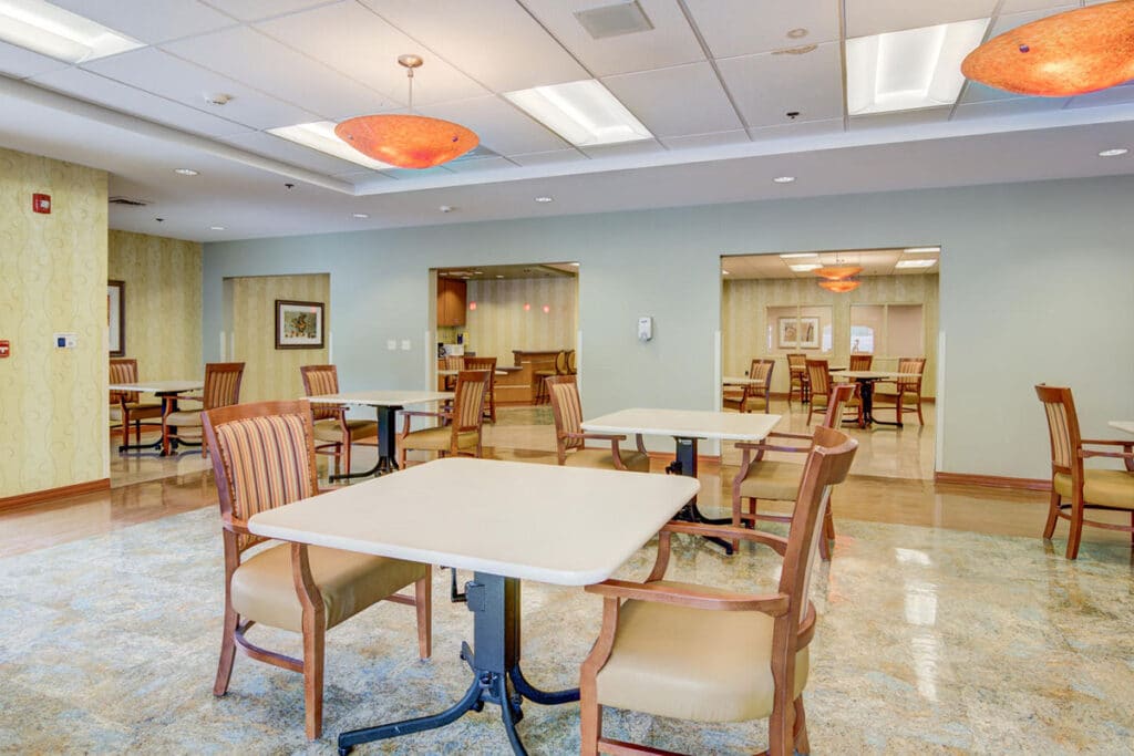 The dining room at Mentor Hills
