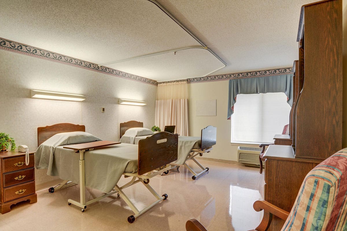 A semi-private room at Mentor Hills